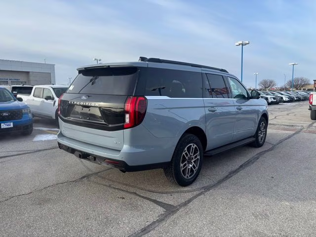 2026 Glacier Gray Metallic Tri-Coat Ford Expedition Max Active 4X4 SUV