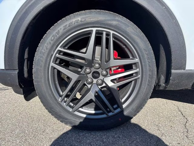 2026 Space White Metallic Ford Explorer ST 4X4 SUV