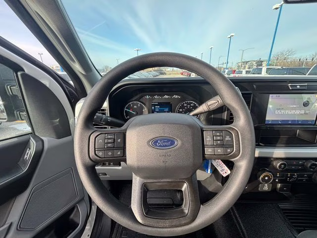 2026 Oxford White Ford Super Duty F-250 SRW XL 4X4 Truck