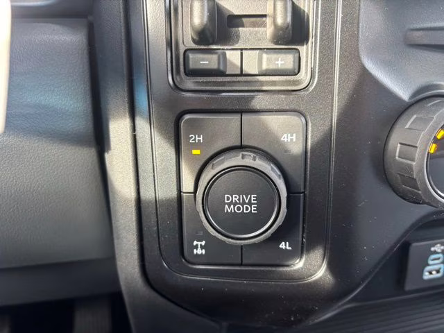 2026 Oxford White Ford Super Duty F-250 SRW XL 4X4 Truck