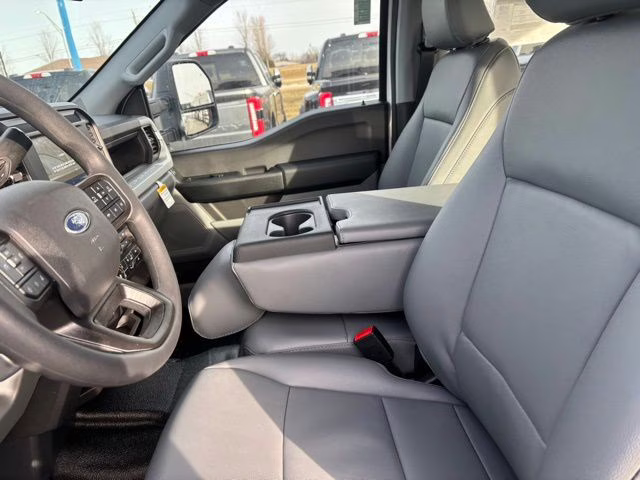 2026 Oxford White Ford Super Duty F-250 SRW XL 4X4 Truck