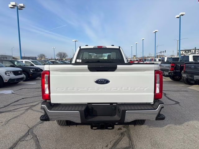 2026 Oxford White Ford Super Duty F-250 SRW XL 4X4 Truck