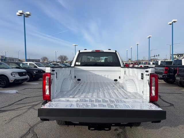 2026 Oxford White Ford Super Duty F-250 SRW XL 4X4 Truck