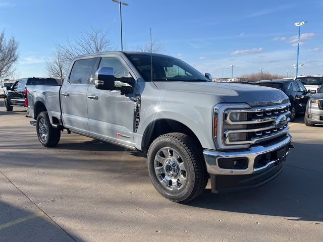 2026 Glacier Gray Metallic Tri-Coat Ford Super Duty F-250 SRW Lariat 4X4 Truck