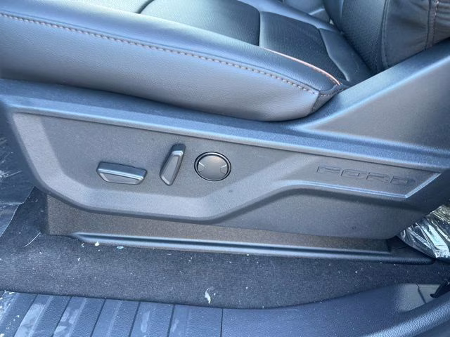 2026 Glacier Gray Metallic Tri-Coat Ford Super Duty F-250 SRW Lariat 4X4 Truck