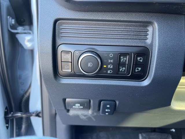 2026 Glacier Gray Metallic Tri-Coat Ford Super Duty F-250 SRW Lariat 4X4 Truck