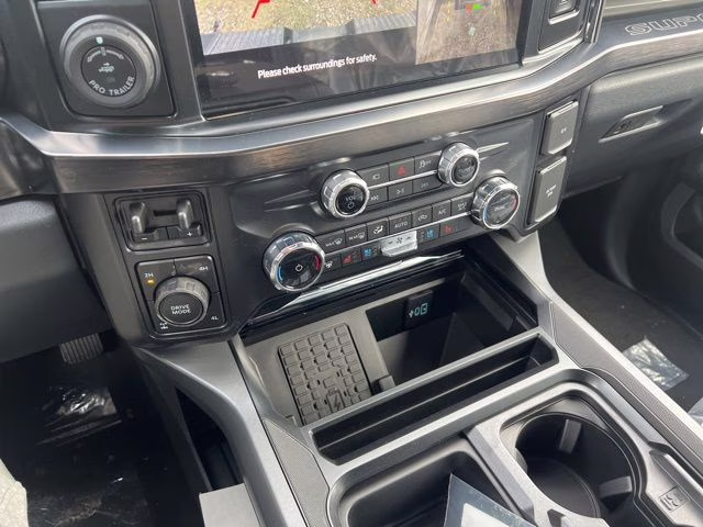 2026 Agate Black Metallic Ford Super Duty F-250 SRW Lariat 4X4 Truck