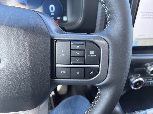 2026 Avalanche Ford F-150 Lariat 4X4 Truck