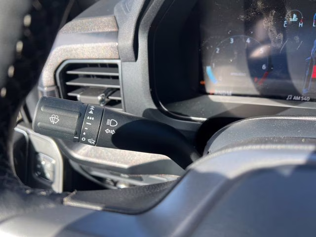 2026 Avalanche Ford F-150 Lariat 4X4 Truck