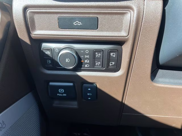 2026 Star White Metallic Tri-Coat Ford F-150 King Ranch 4X4 Truck