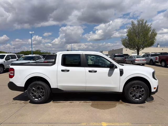 2026 Oxford White Ford Maverick XLT AWD Truck