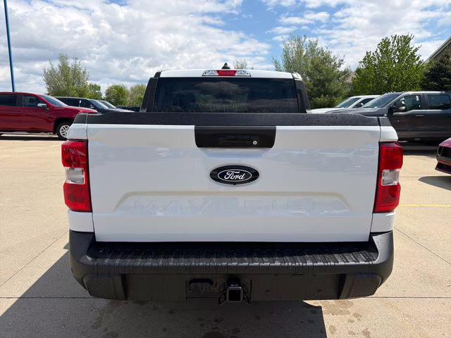 2026 Oxford White Ford Maverick XLT AWD Truck