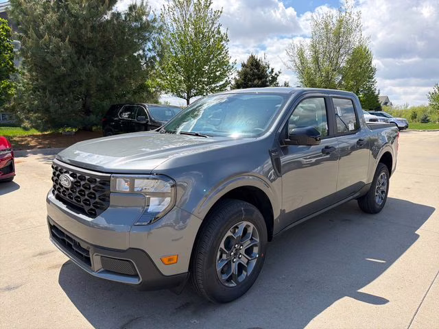 2026 Carbonized Gray Metallic Ford Maverick XLT AWD Truck