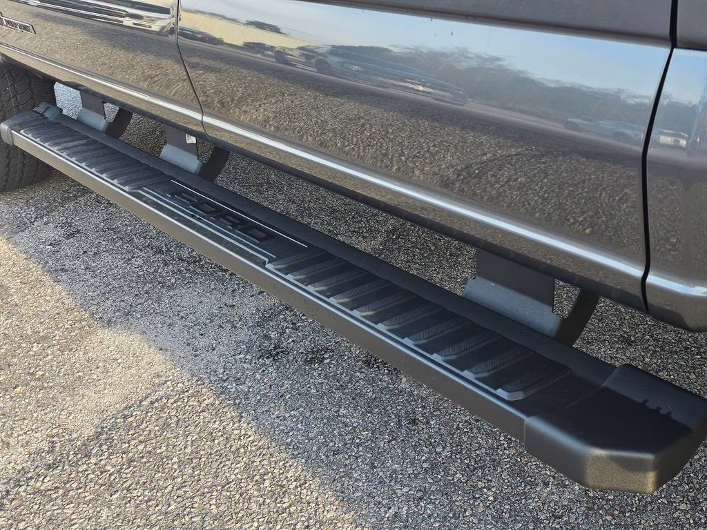 2026 Carbonized Gray Metallic Ford Super Duty F-350 SRW Lariat 4X4 Truck