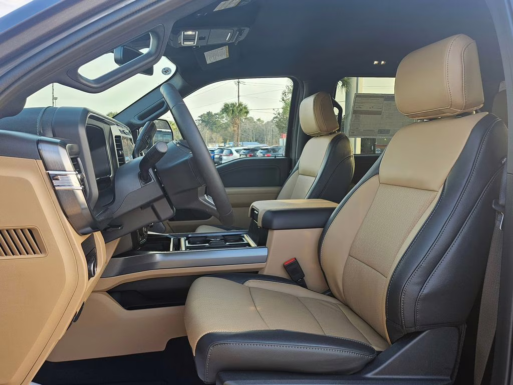 2026 Carbonized Gray Metallic Ford Super Duty F-350 SRW Lariat 4X4 Truck