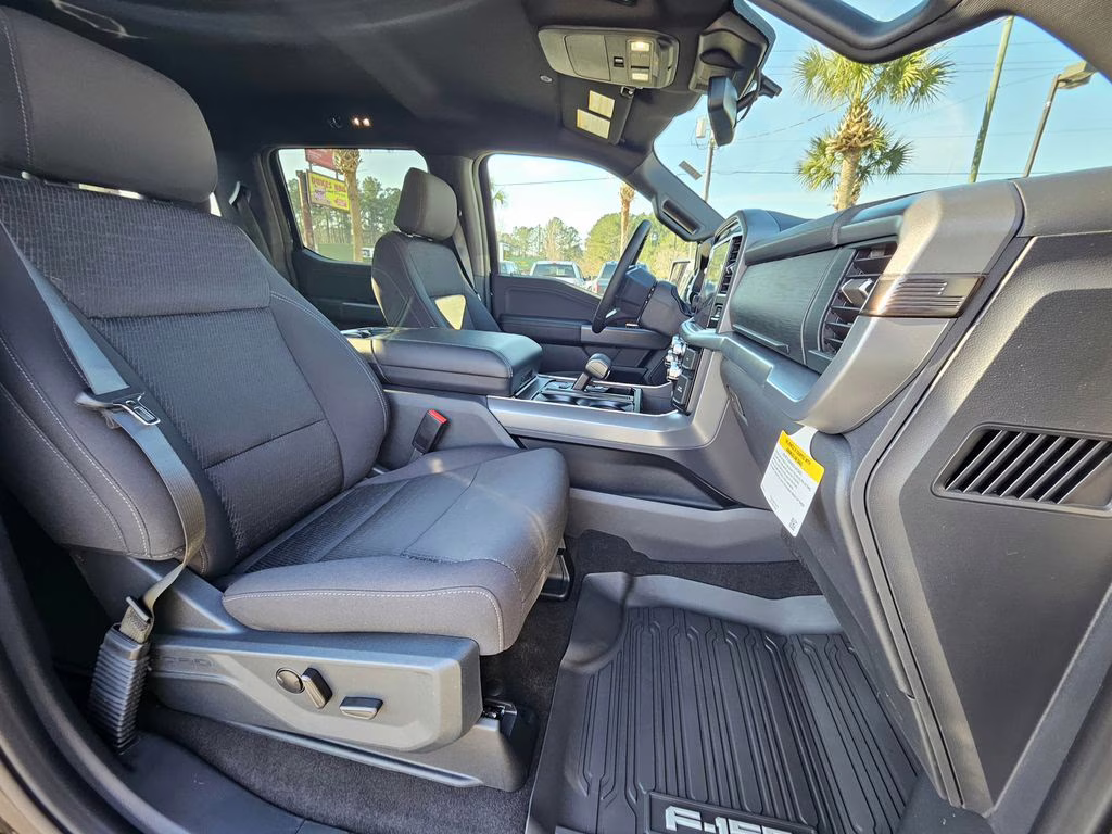 2026 Agate Black Metallic Ford F-150 XLT 4X4 Truck