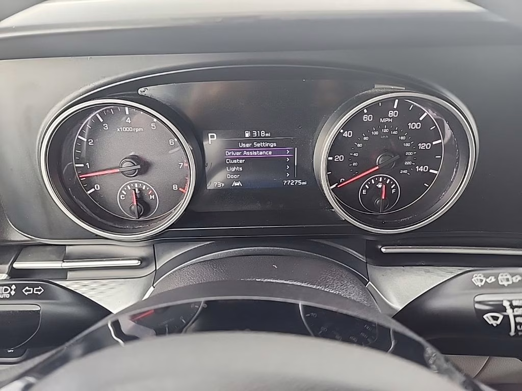 2022 Black Kia Carnival LX FWD Van