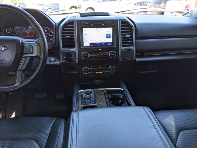 2021 Magnetic Ford Expedition Platinum RWD SUV