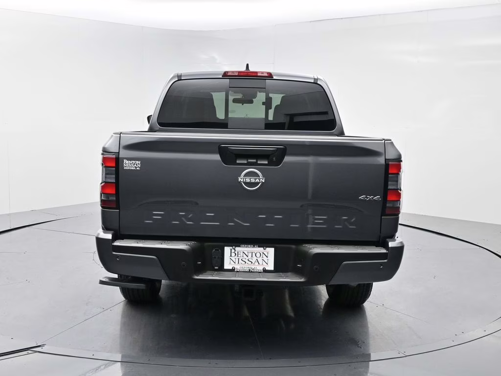 2026 Gun Metallic Nissan Frontier SV 4X4 Truck