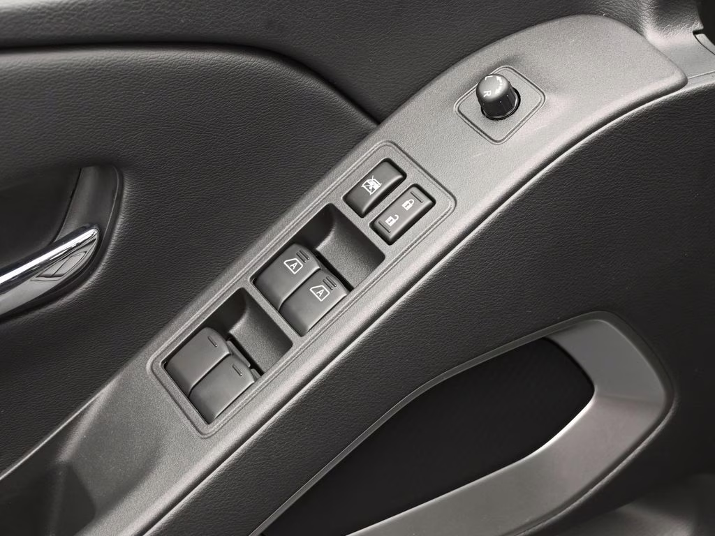 2026 Gun Metallic Nissan Frontier SV 4X4 Truck