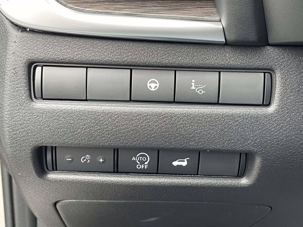 2026 Champagne Silver Metallic Nissan Rogue Platinum AWD SUV