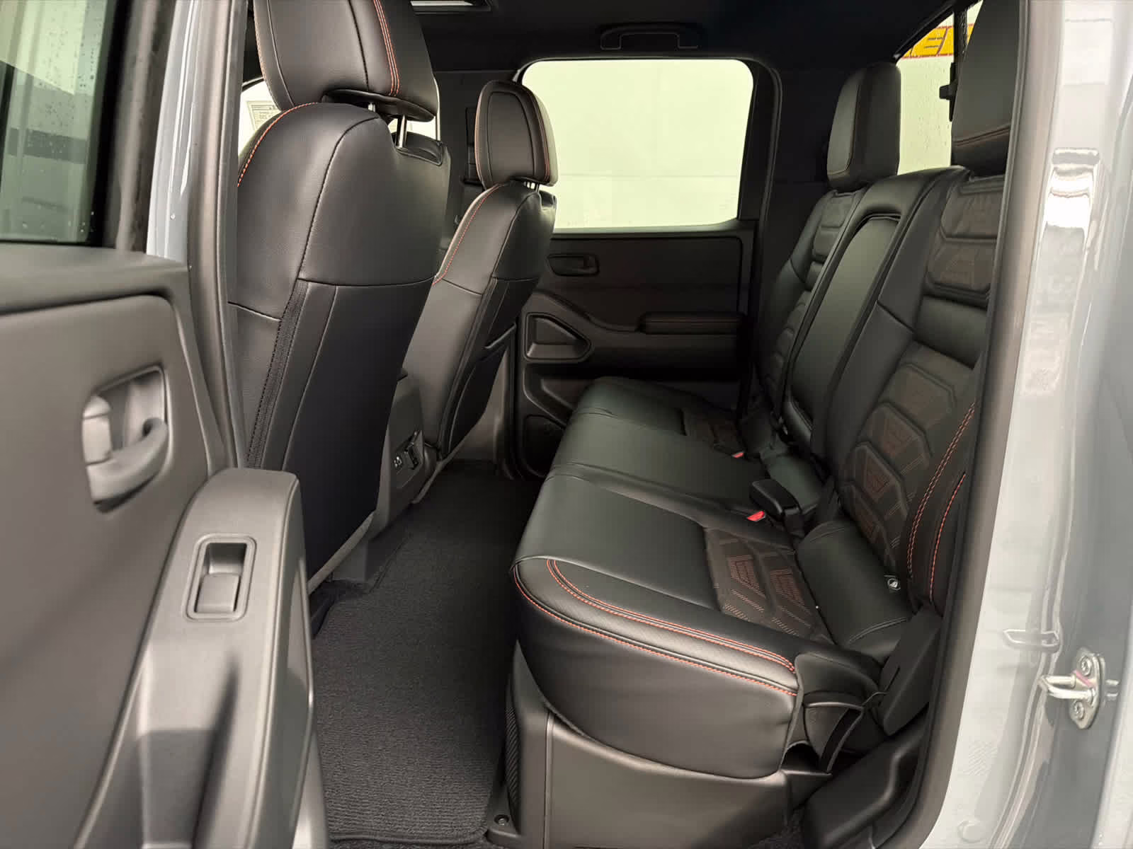 2026 Boulder Gray Pearl Nissan Frontier PRO-4X w/R Package 4X4 Truck