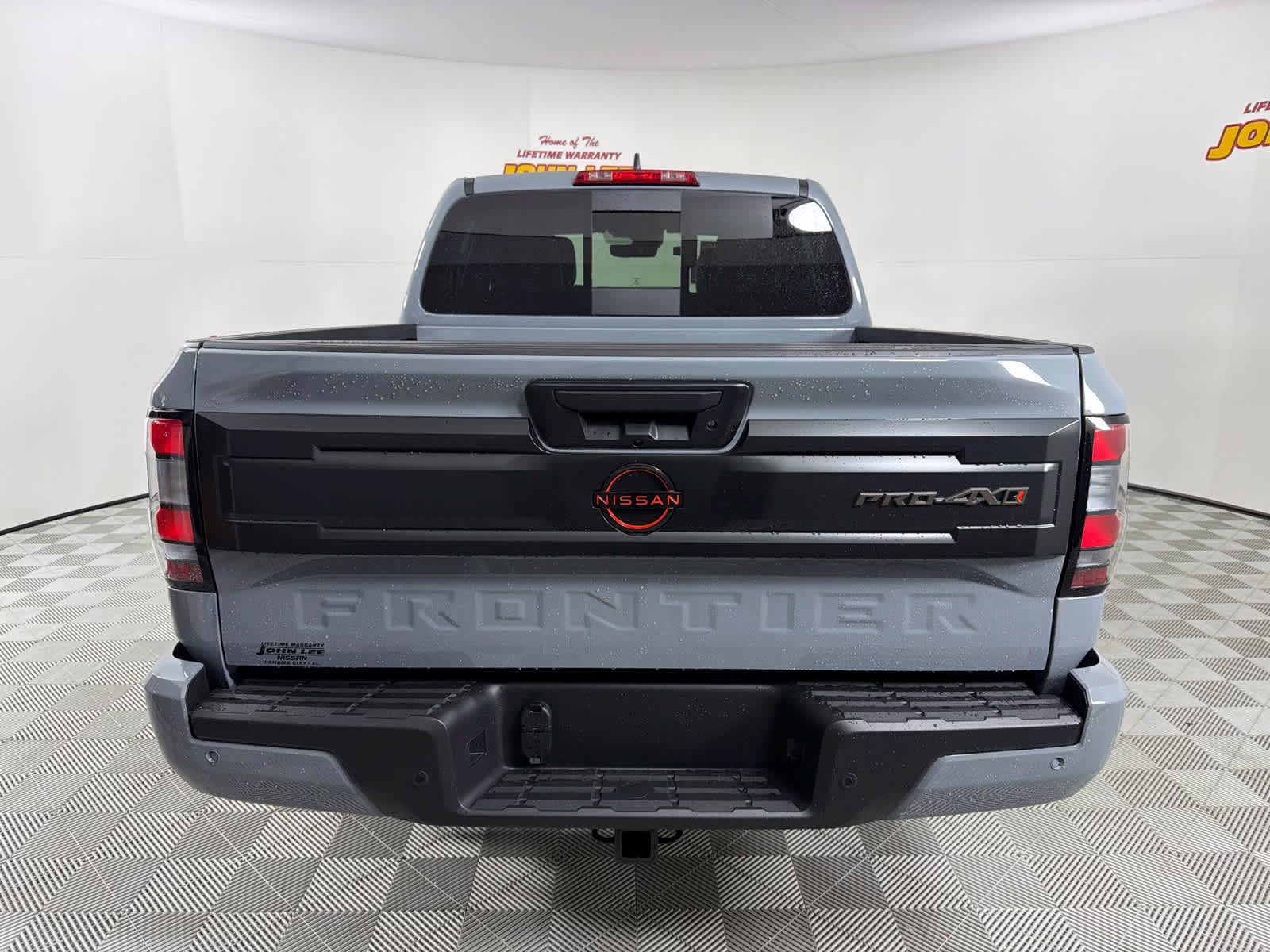 2026 Boulder Gray Pearl Nissan Frontier PRO-4X w/R Package 4X4 Truck