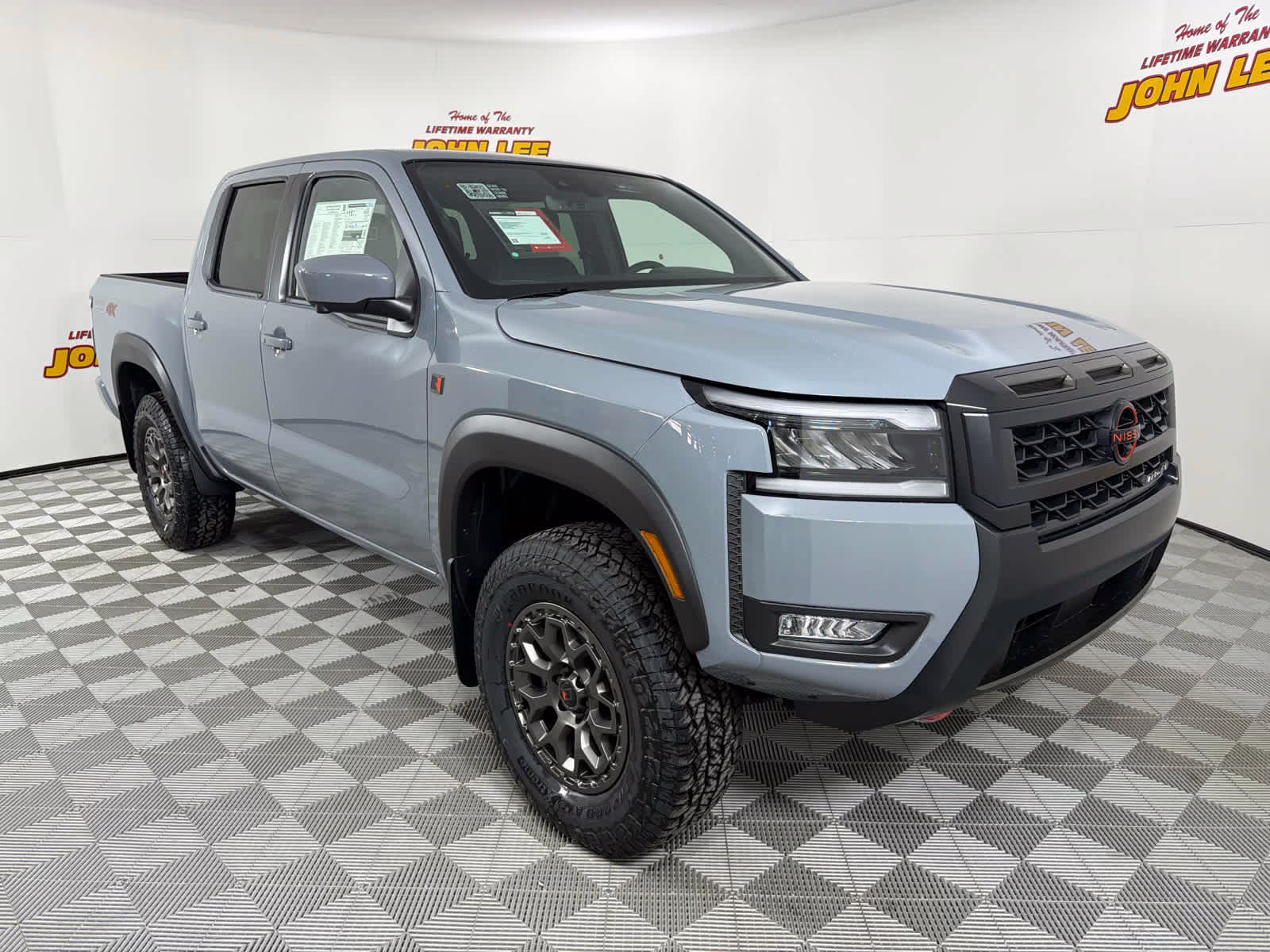 2026 Boulder Gray Pearl Nissan Frontier PRO-4X w/R Package 4X4 Truck