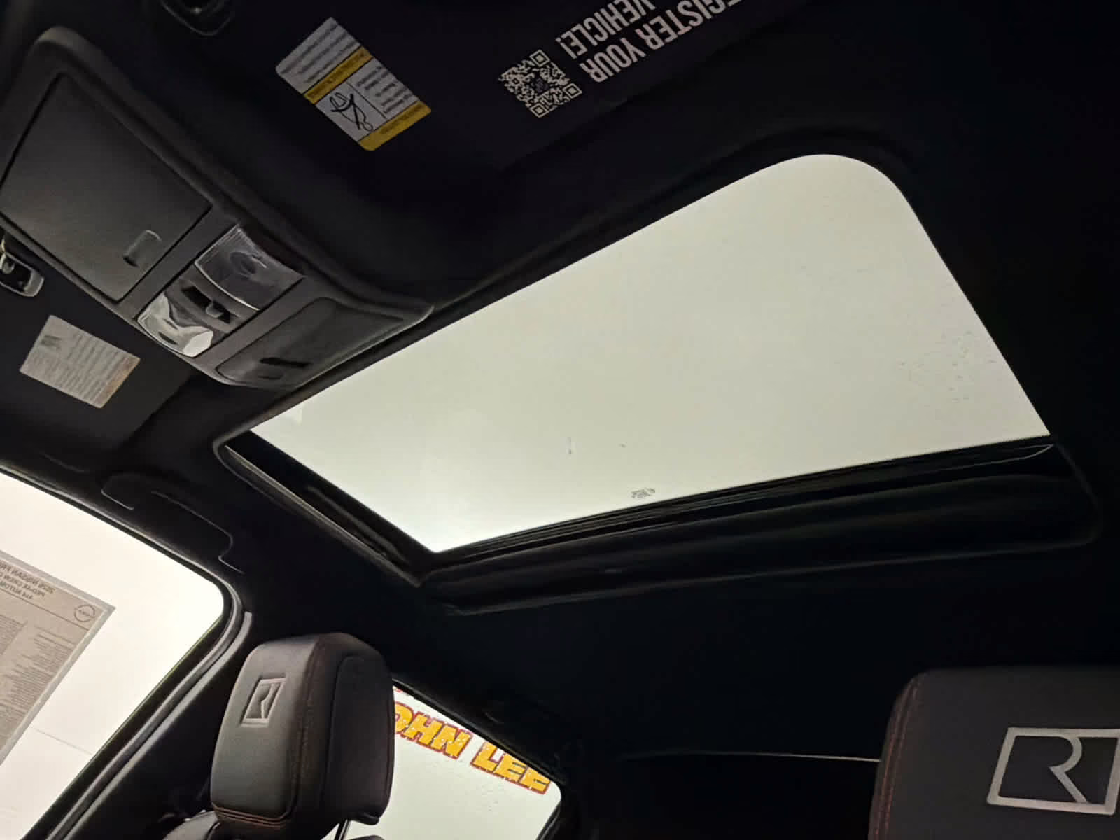 2026 Glacier White Nissan Frontier PRO-4X w/R Package 4X4 Truck