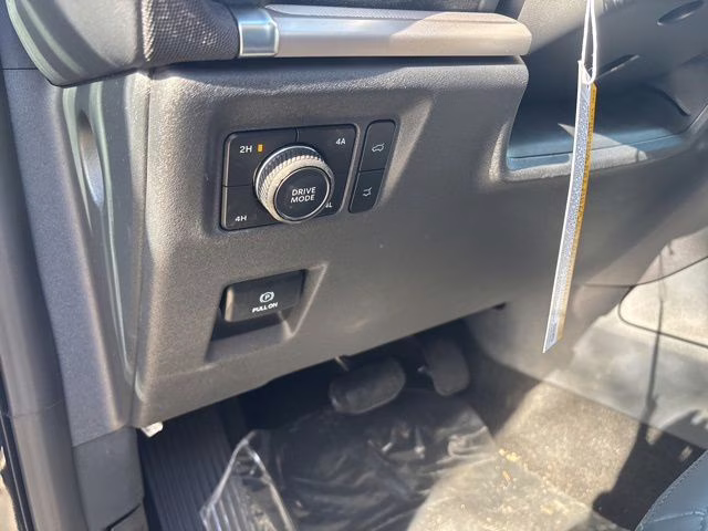 2026 Dark Matter Gray Metallic Ford Expedition Max Active 4X4 SUV