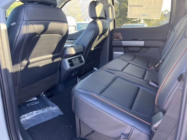 2026 Avalanche Ford Super Duty F-250 SRW Lariat 4X4 Truck