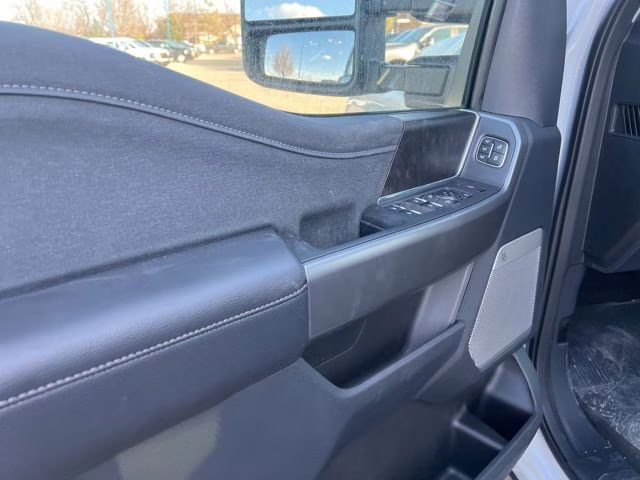 2026 Avalanche Ford Super Duty F-250 SRW Lariat 4X4 Truck