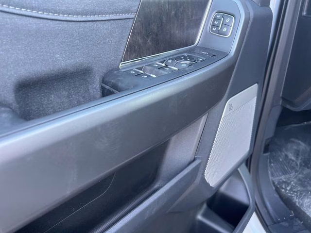 2026 Avalanche Ford Super Duty F-250 SRW Lariat 4X4 Truck