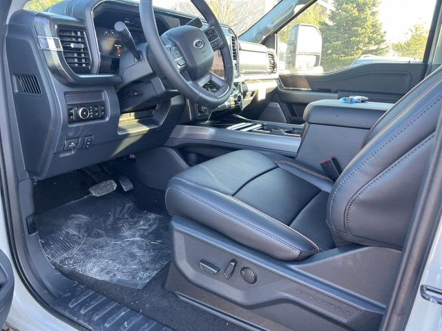 2026 Avalanche Ford Super Duty F-250 SRW Lariat 4X4 Truck