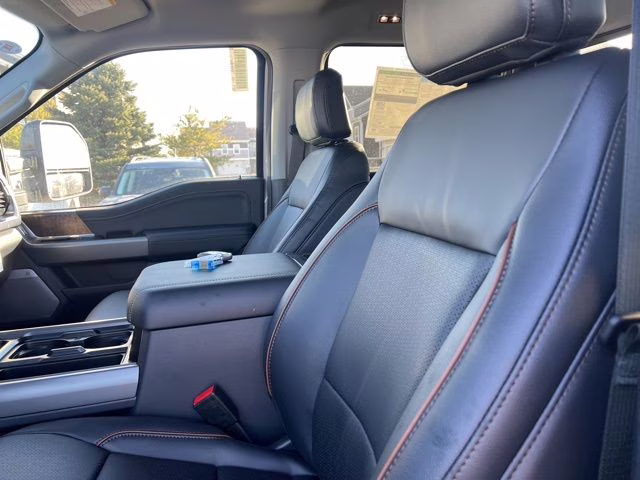 2026 Avalanche Ford Super Duty F-250 SRW Lariat 4X4 Truck