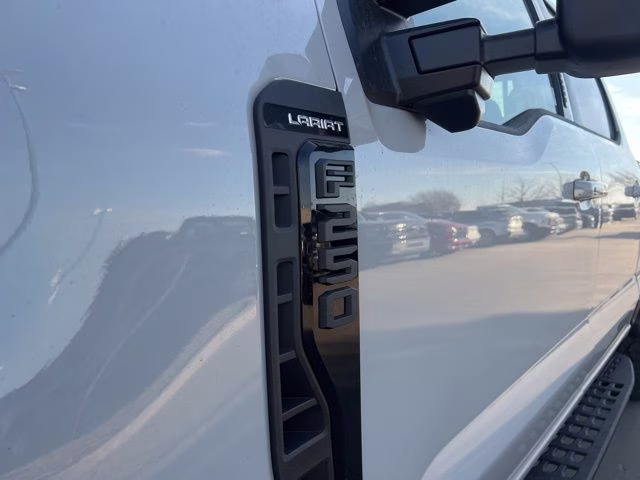 2026 Avalanche Ford Super Duty F-250 SRW Lariat 4X4 Truck