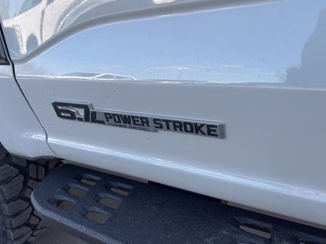 2026 Avalanche Ford Super Duty F-250 SRW Lariat 4X4 Truck