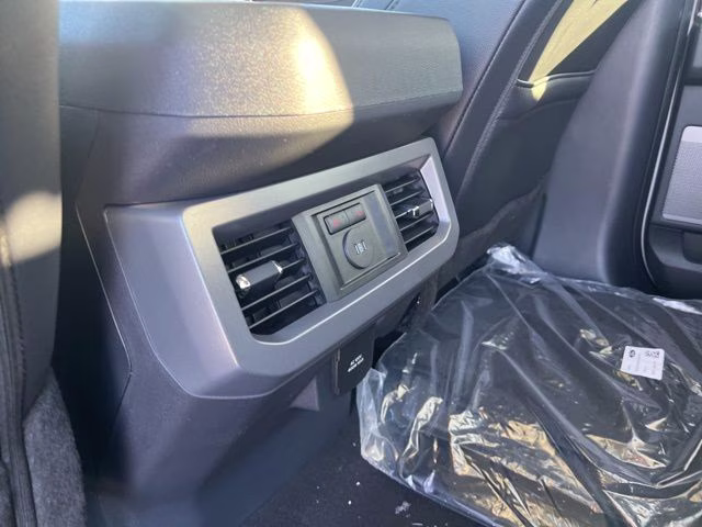 2026 Avalanche Ford Super Duty F-250 SRW Lariat 4X4 Truck