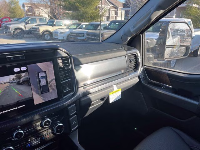 2026 Avalanche Ford Super Duty F-250 SRW Lariat 4X4 Truck