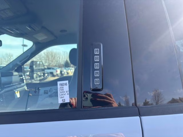 2026 Avalanche Ford Super Duty F-350 SRW Lariat 4X4 Truck