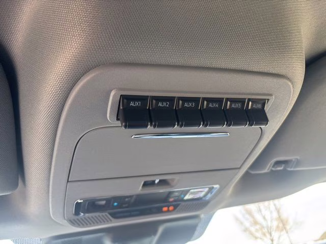 2026 Avalanche Ford Super Duty F-350 SRW Lariat 4X4 Truck