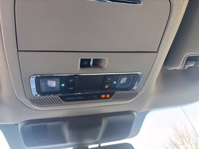 2026 Avalanche Ford Super Duty F-350 SRW Lariat 4X4 Truck