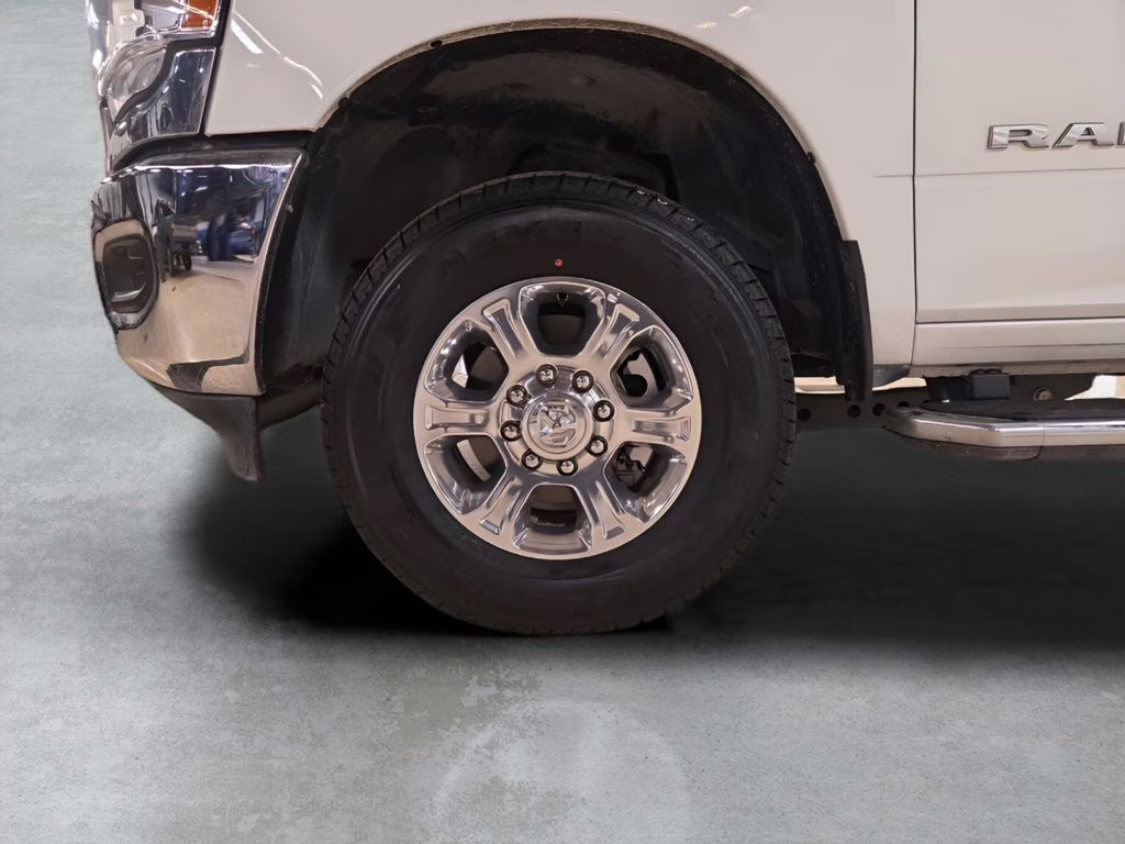 2024 Bright White Clearcoat Ram 3500 Big Horn 4X4 Truck