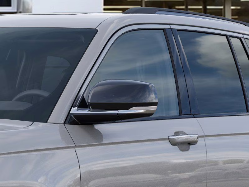 2026 Silver Zynith Jeep Grand Cherokee Limited 4X4 SUV