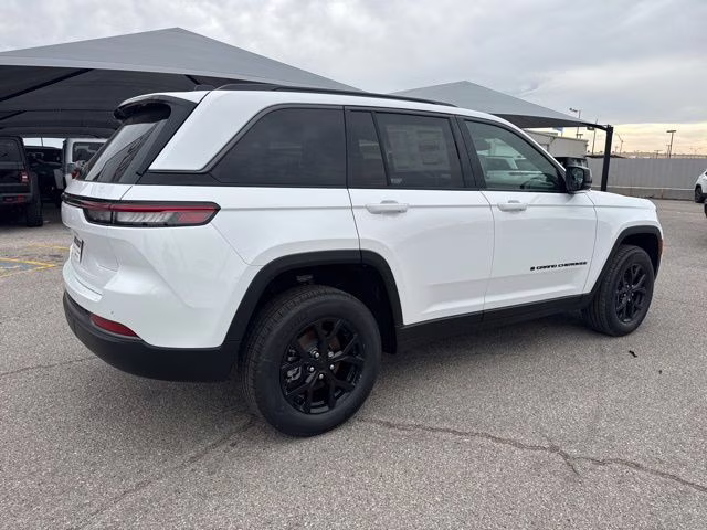 2026 Bright White Clearcoat Jeep Grand Cherokee Altitude RWD SUV