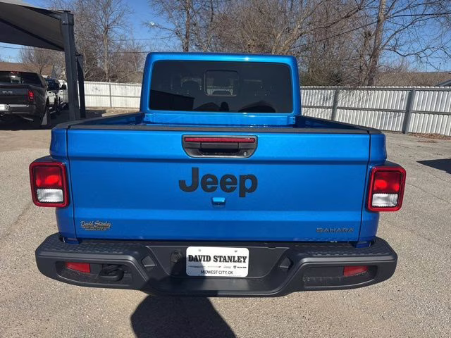 2026 Blue Pearl Jeep Gladiator Sahara 4X4 Truck