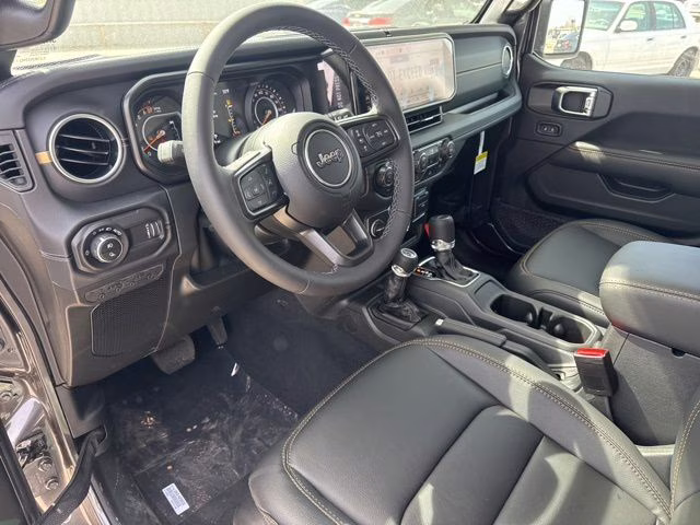 2026 Crystal Metallic Jeep Gladiator Sahara 4X4 Truck