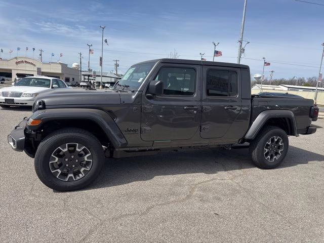 2026 Crystal Metallic Jeep Gladiator Sahara 4X4 Truck
