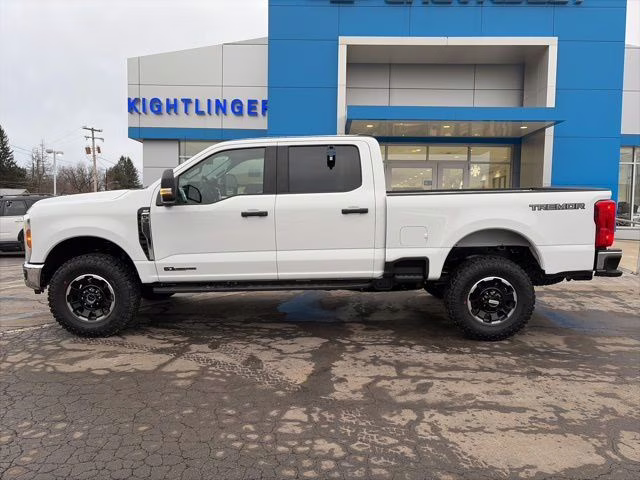 2026 Oxford White Ford Super Duty F-350 SRW XLT 4X4 Truck