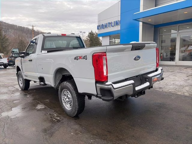 2026 Avalanche Ford Super Duty F-250 SRW XL 4X4 Truck